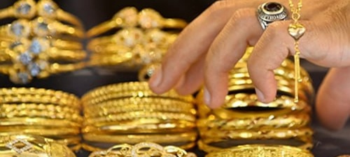 کاهش نرخ طلا و سکه در معاملات امروز
